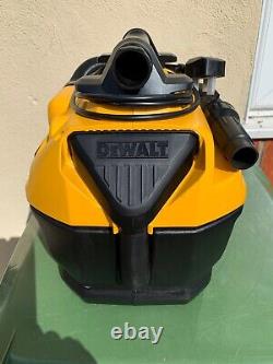 Dewalt DCV582 Wet & Dry Vacuum Body Only Excellent condition