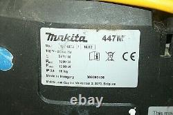 Makita 447M 110v 32A Wet & Dry M Class Vacuum Dust Extractor with Hose