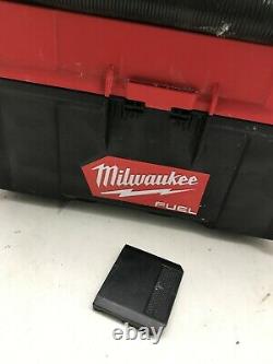 Milwaukee 0970-20 M18 FUEL PACKOUT 2.5 Gallon Wet/Dry Vacuum V. G