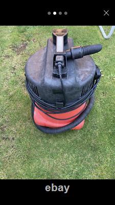 Numatic wet and dry hoover